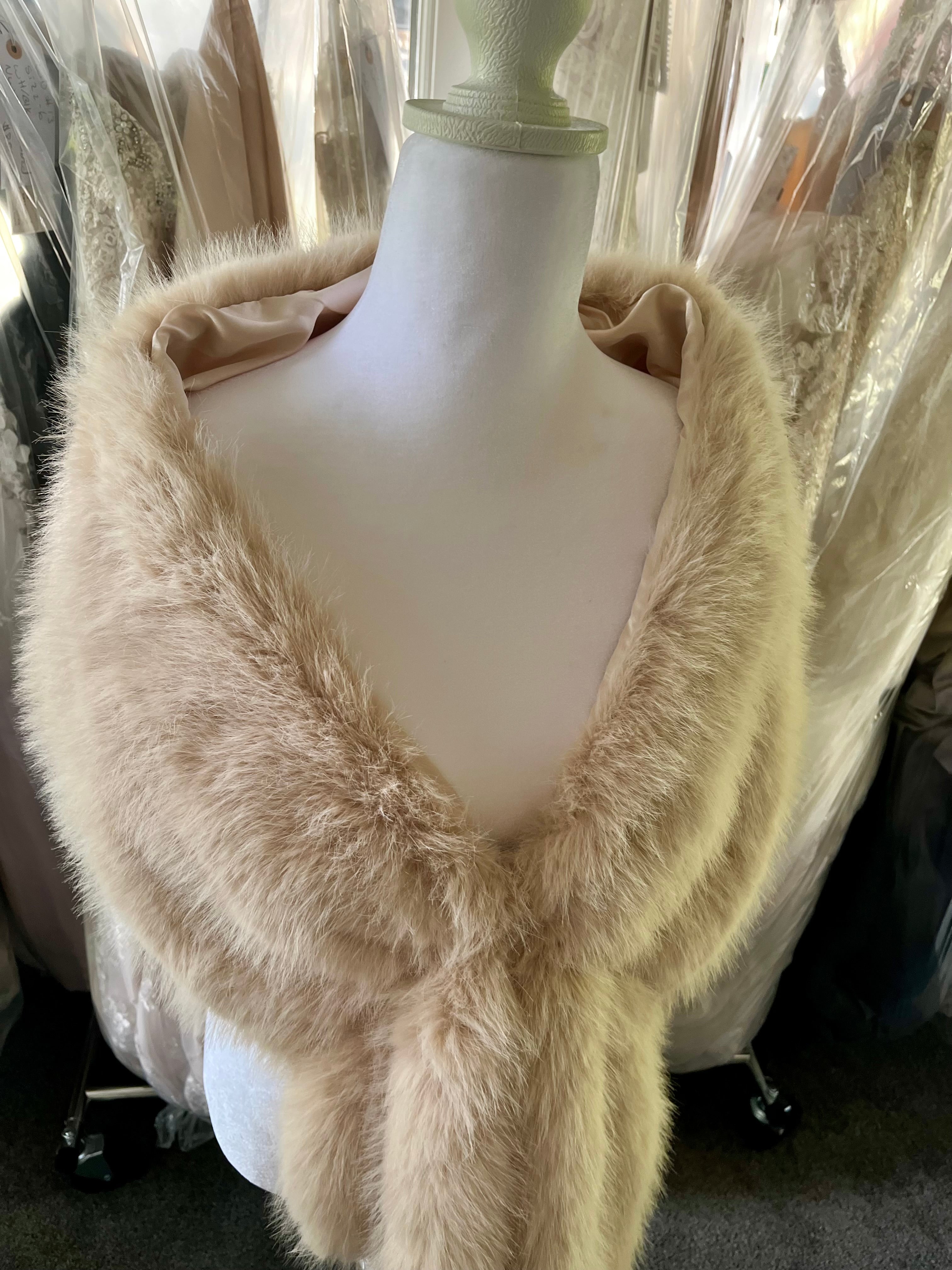 Faux fur champagne shawl #08