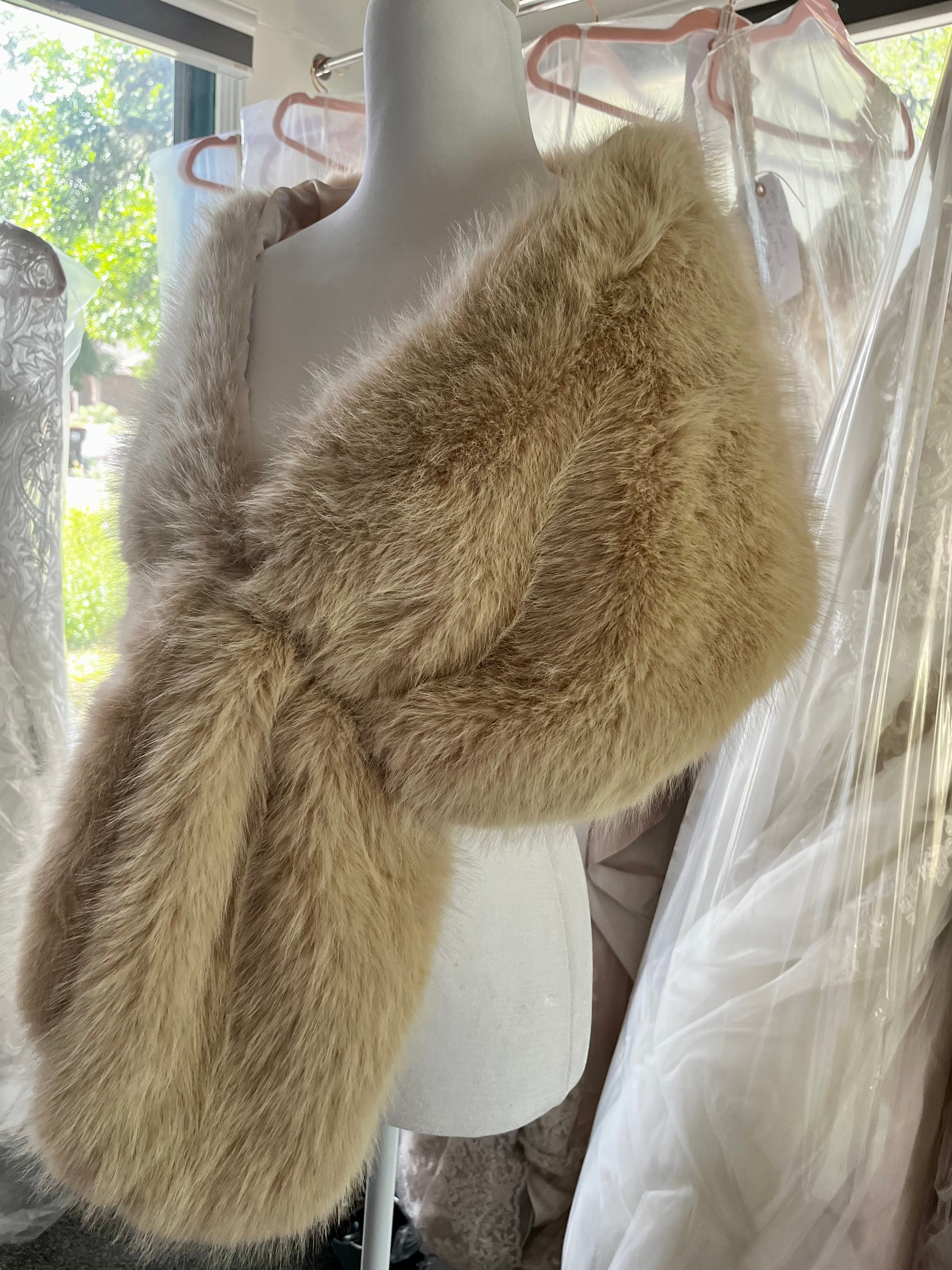 Faux fur champagne shawl #08