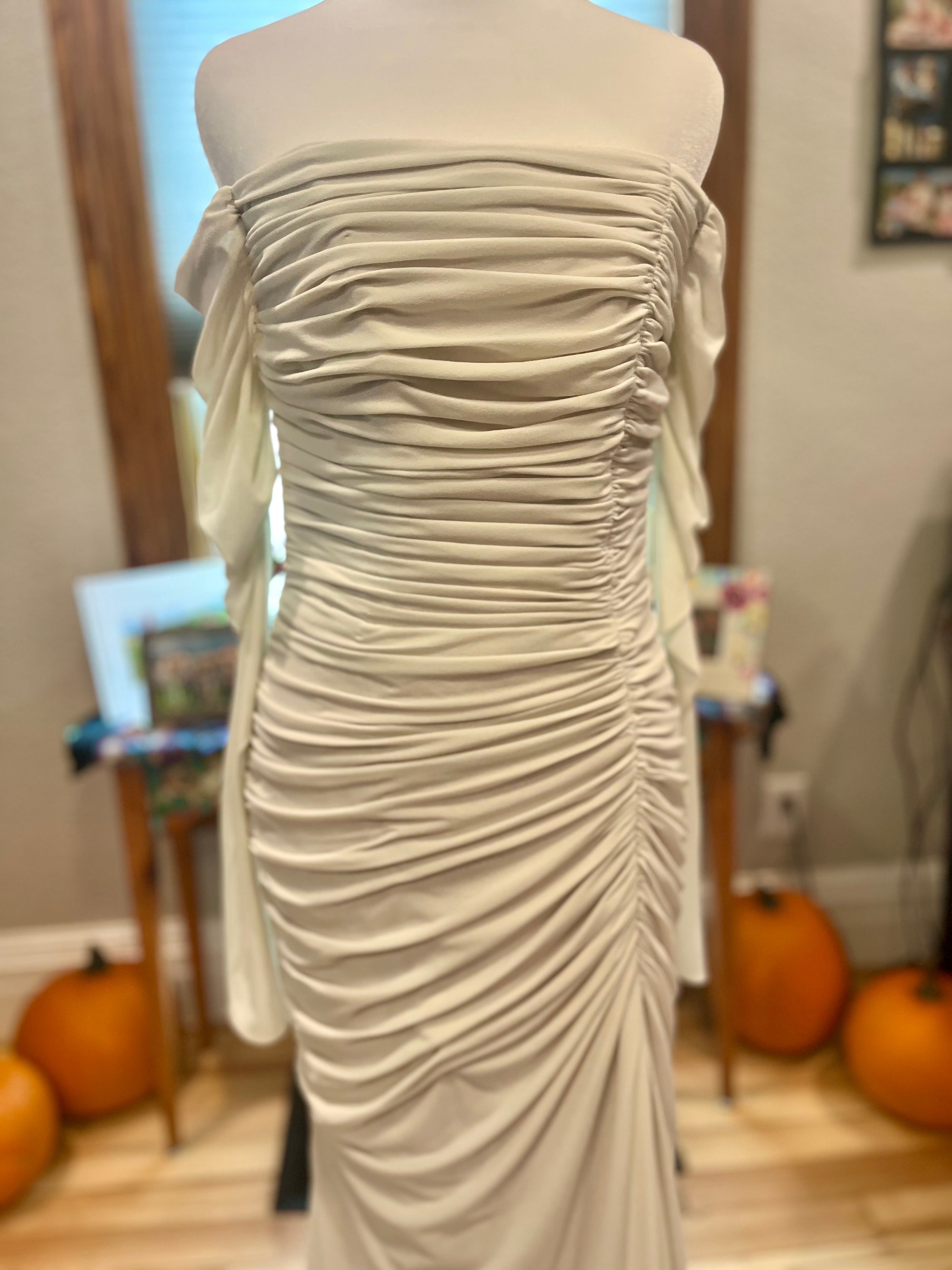 Theia size 8 WD #64