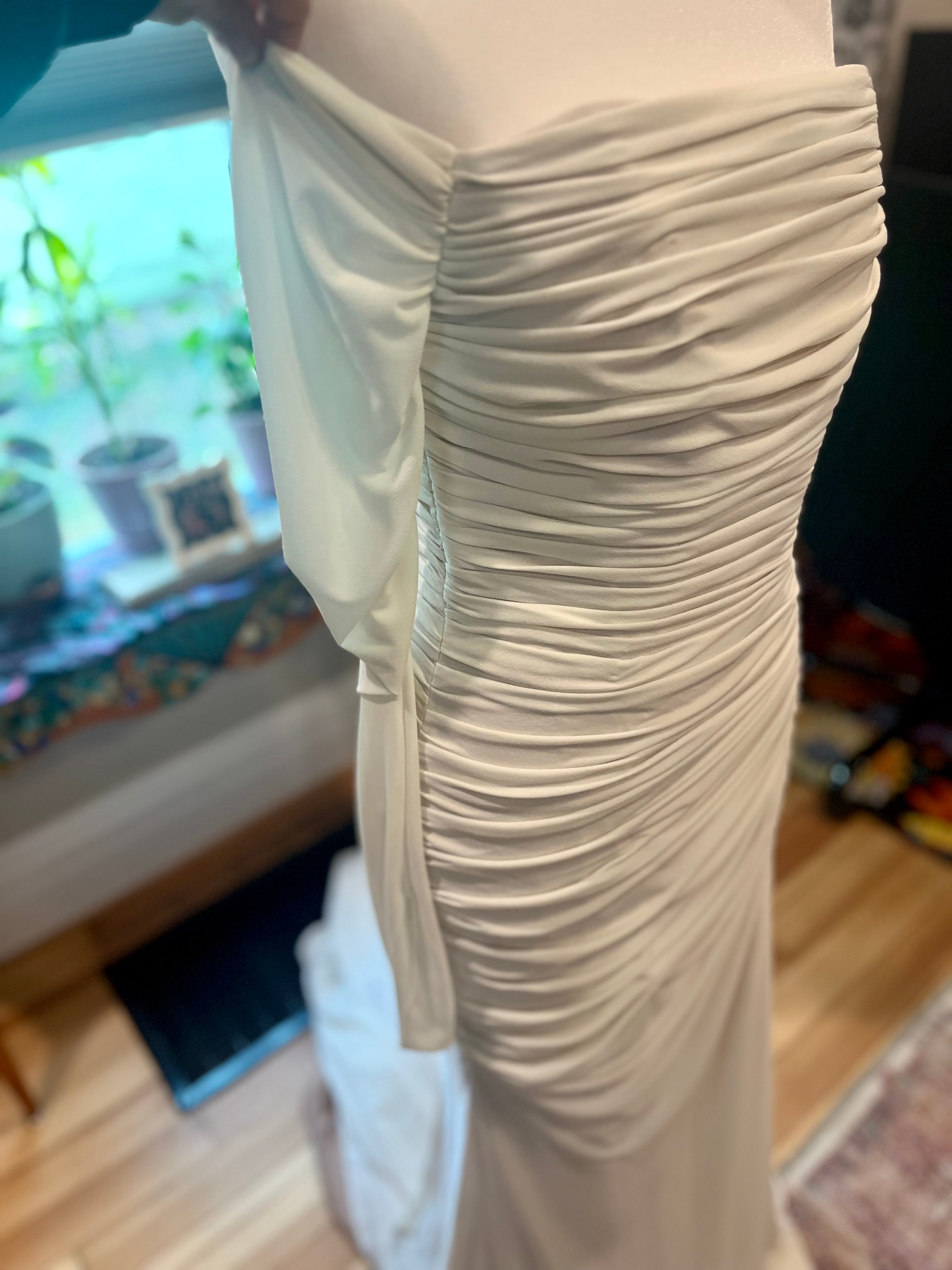 Theia size 8 WD #64