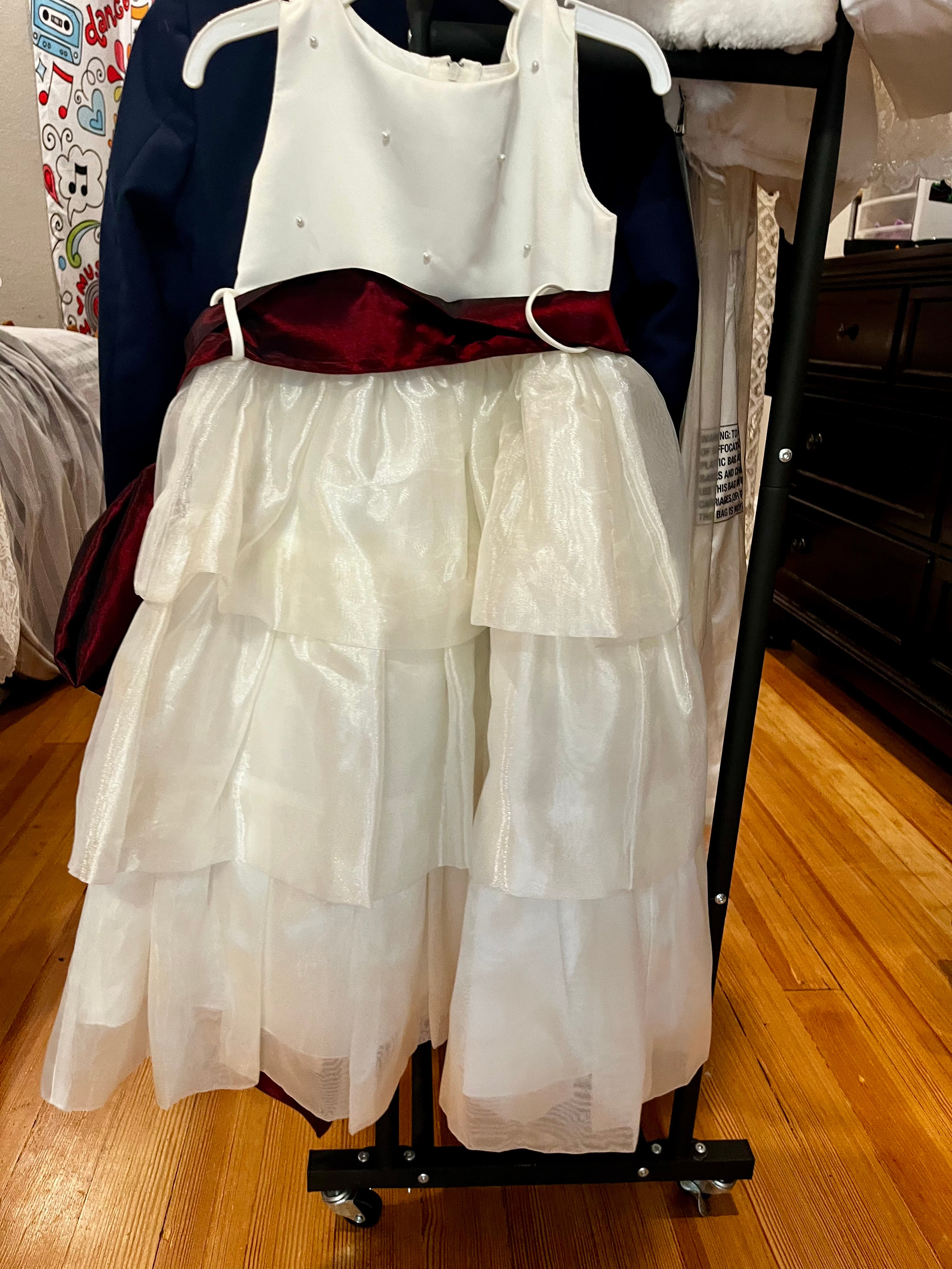 Flower girl dress size 4