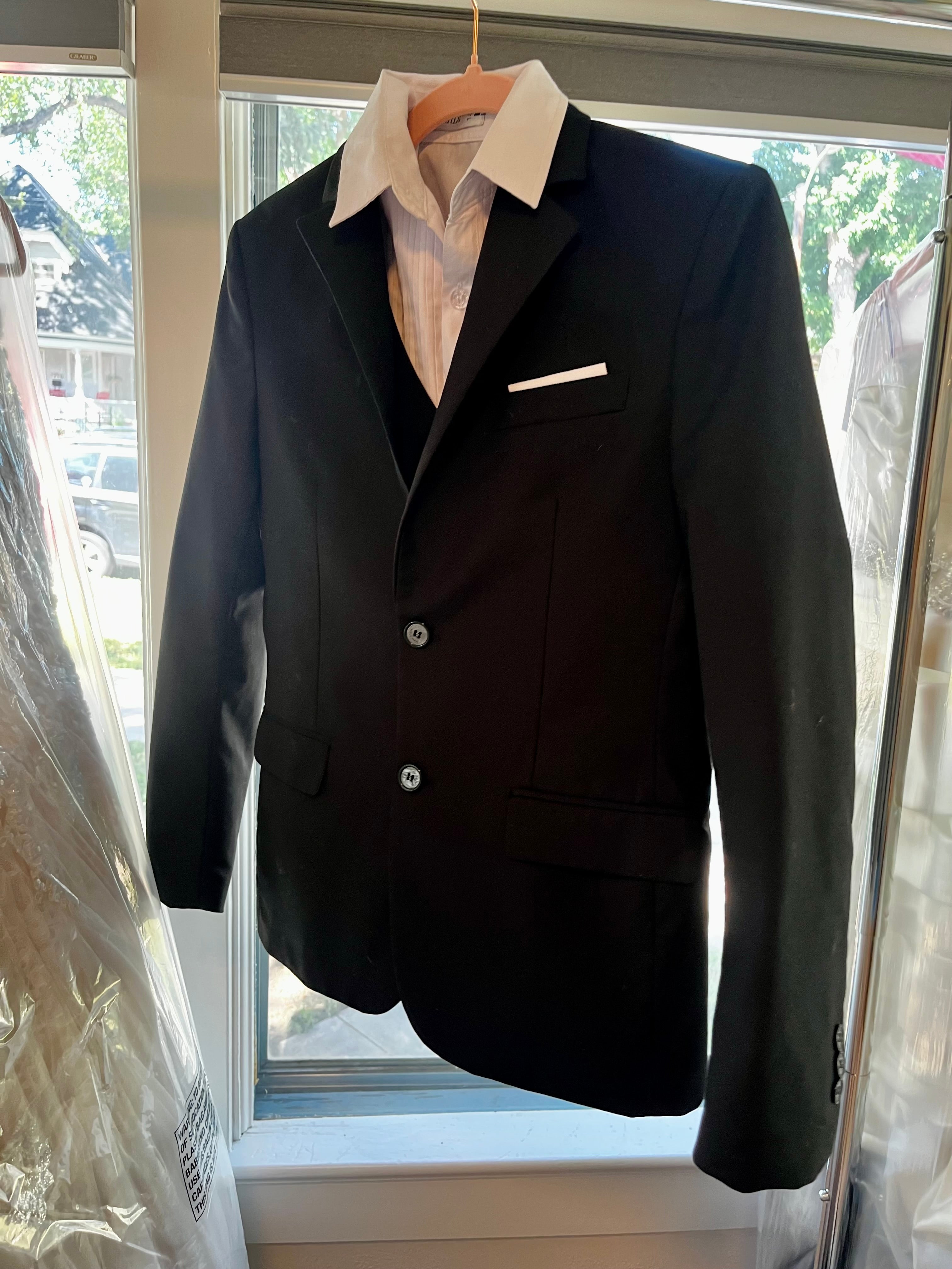 Boys full suit/pants/vest/shirt size 12 OT #02