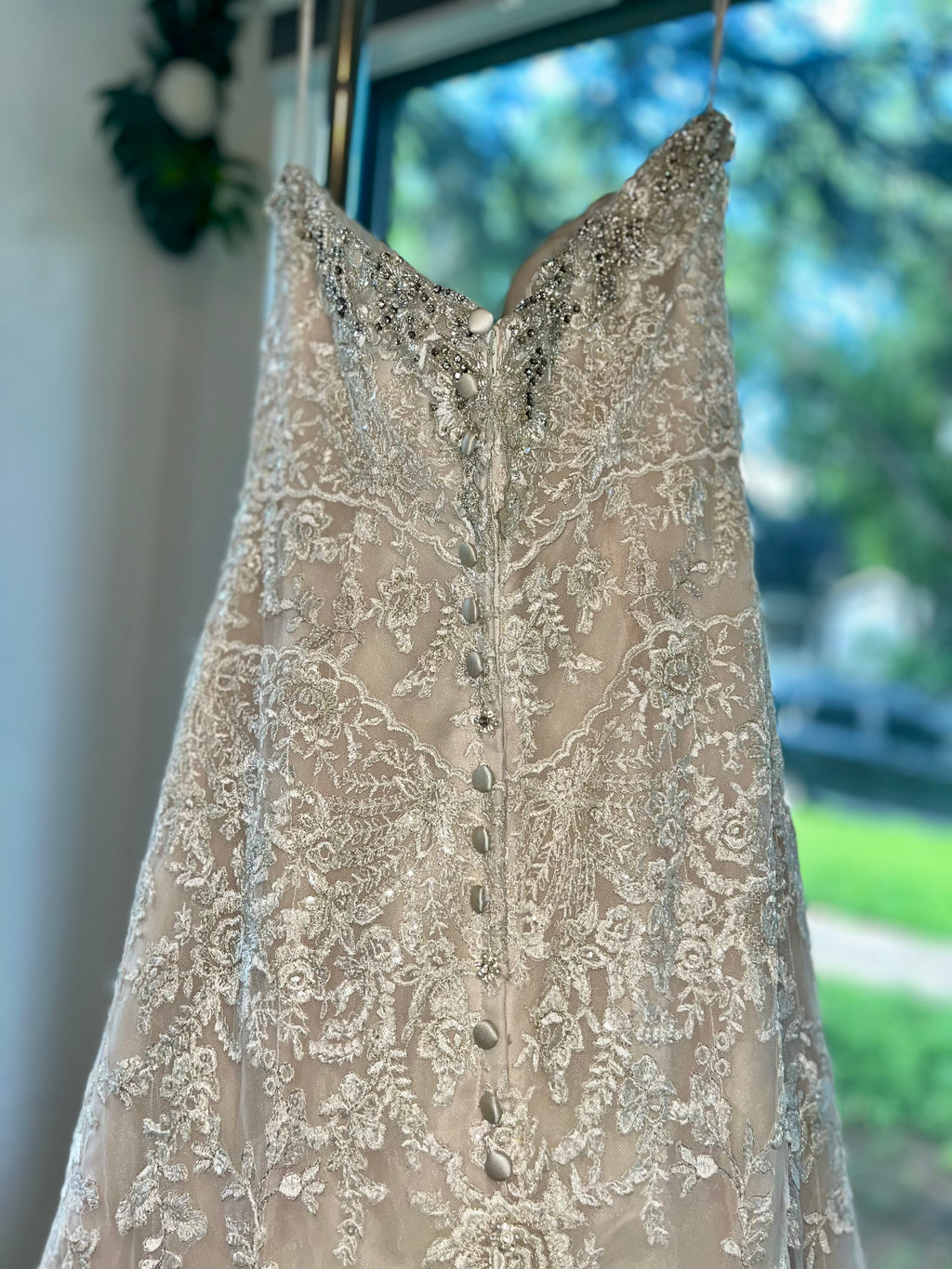 Champagne Lace size 6 #19
