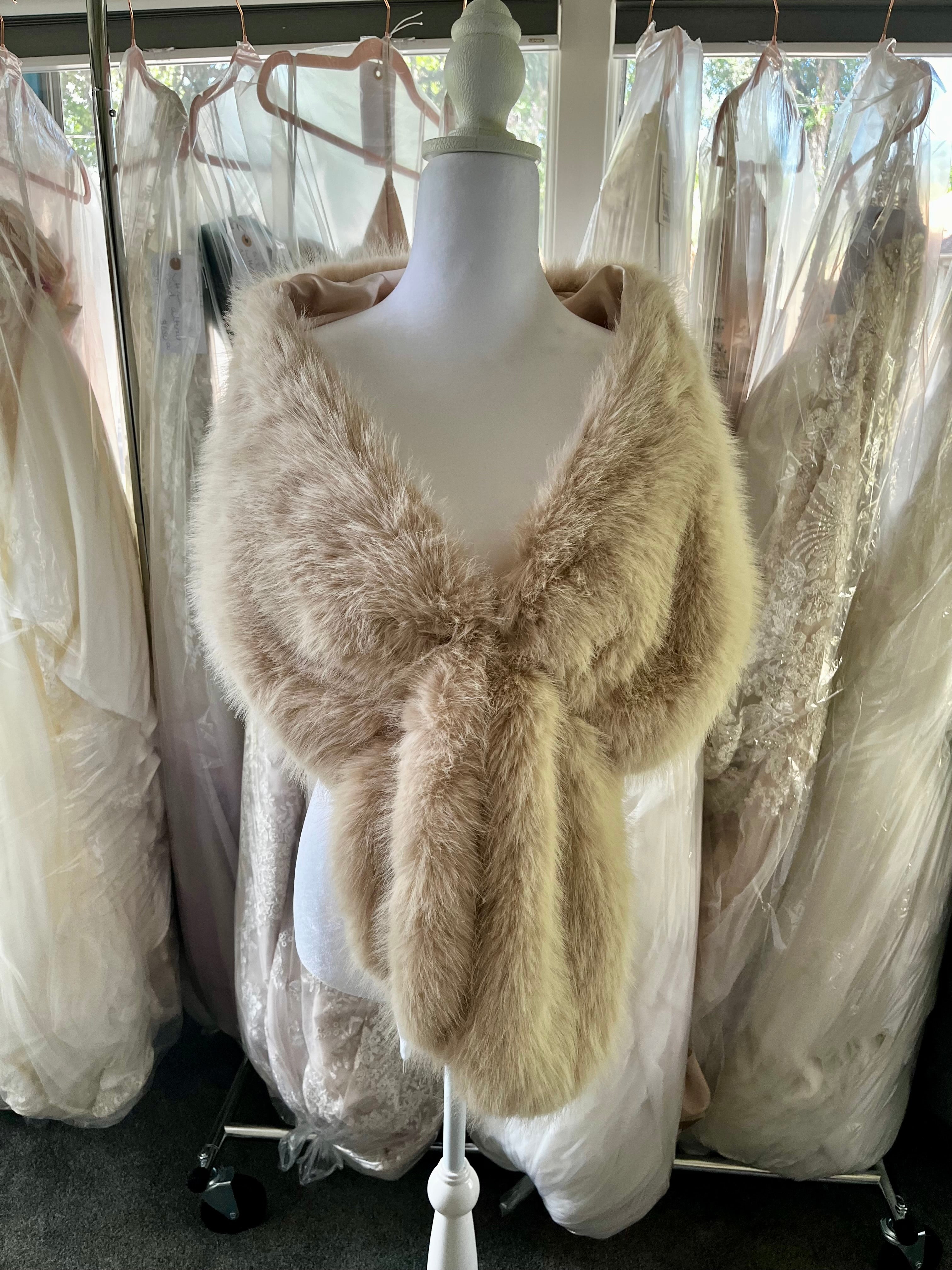 Faux fur champagne shawl #08