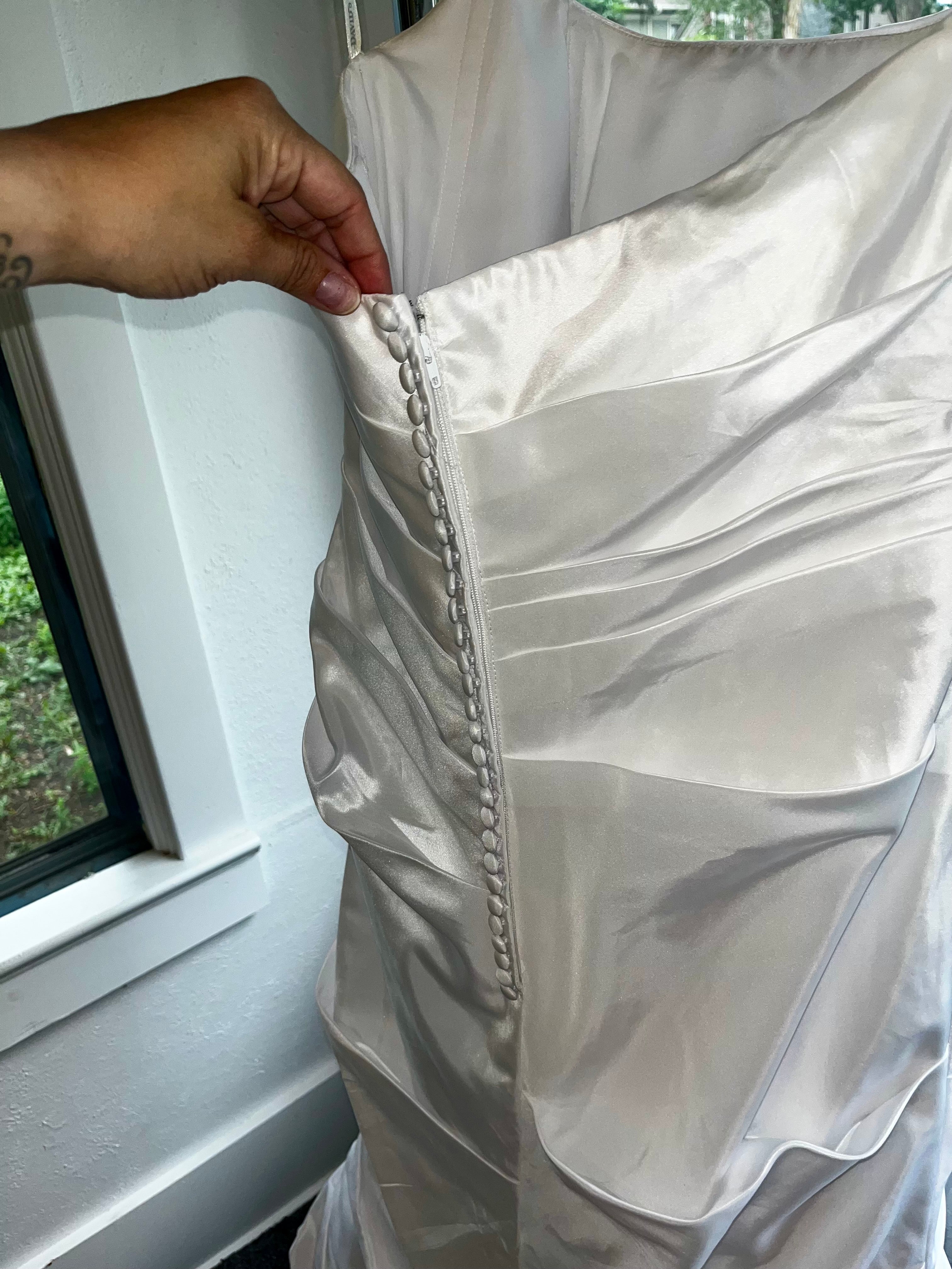 David’s Bridal F&F size 14 #24