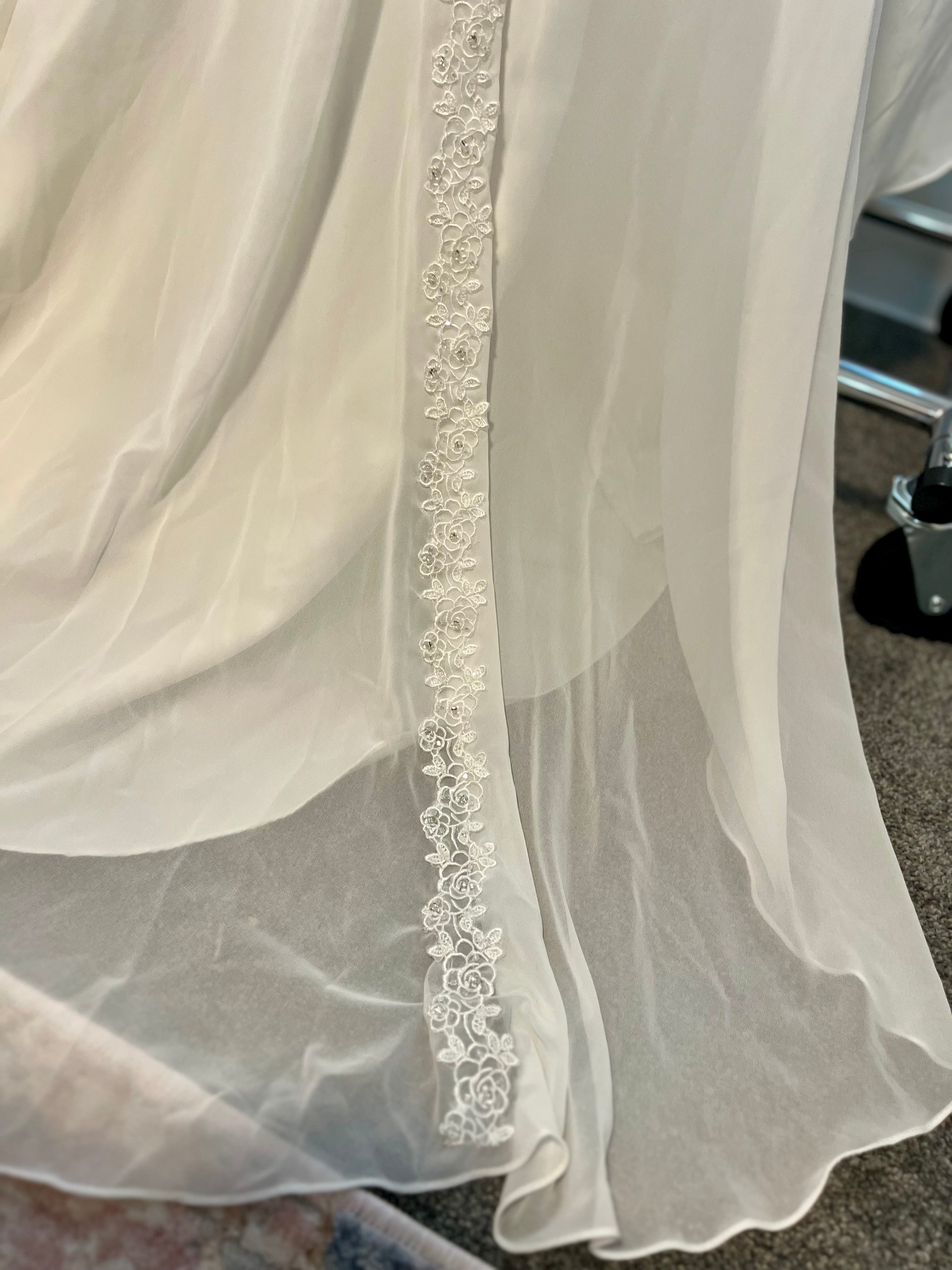 David’s Bridal size 10 NWT #29