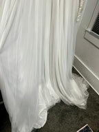 Lotus Threads/ long Sleeve bridal gown/ NWT/ Size 14 #15