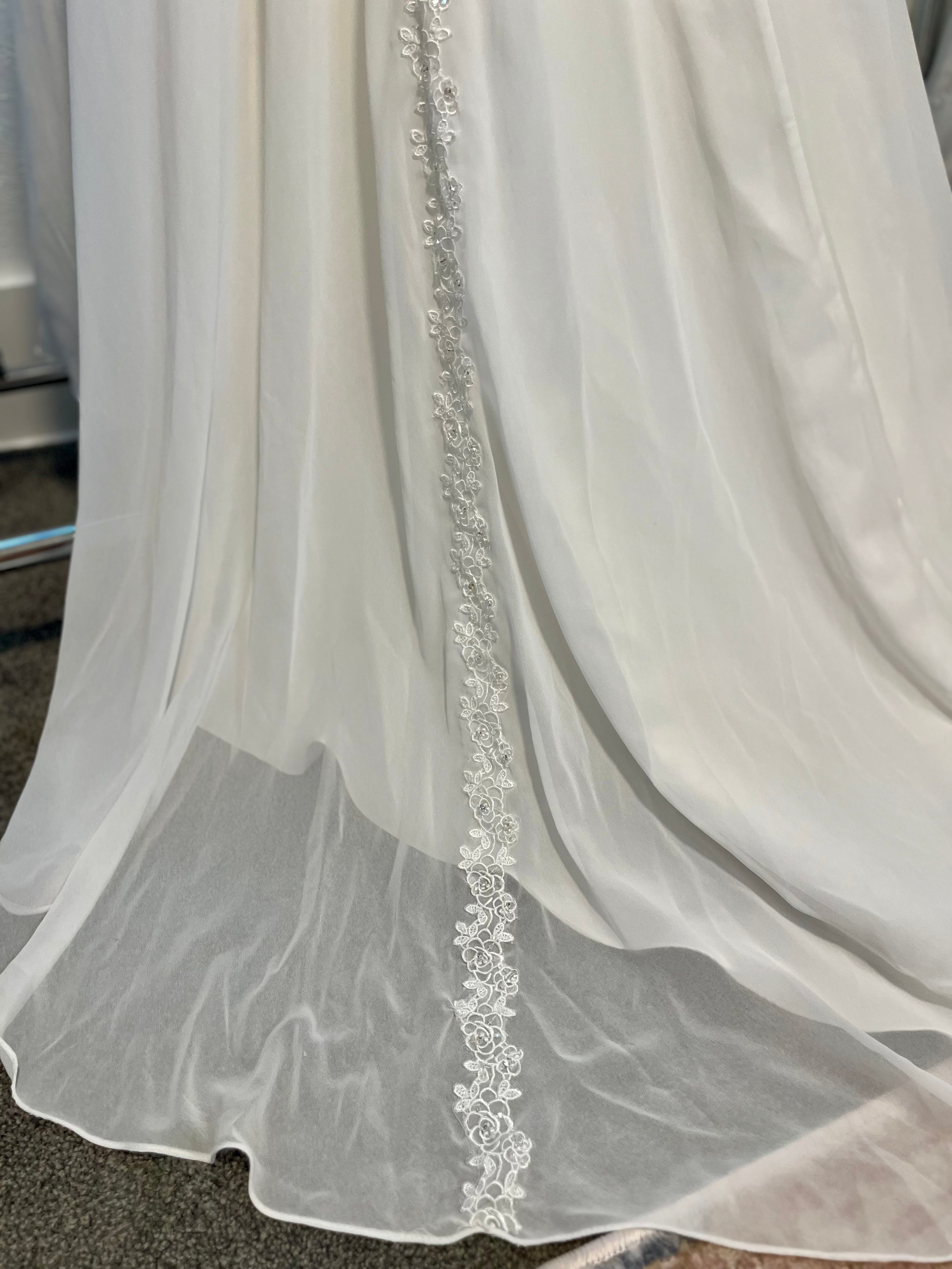 David’s Bridal size 10 NWT #29