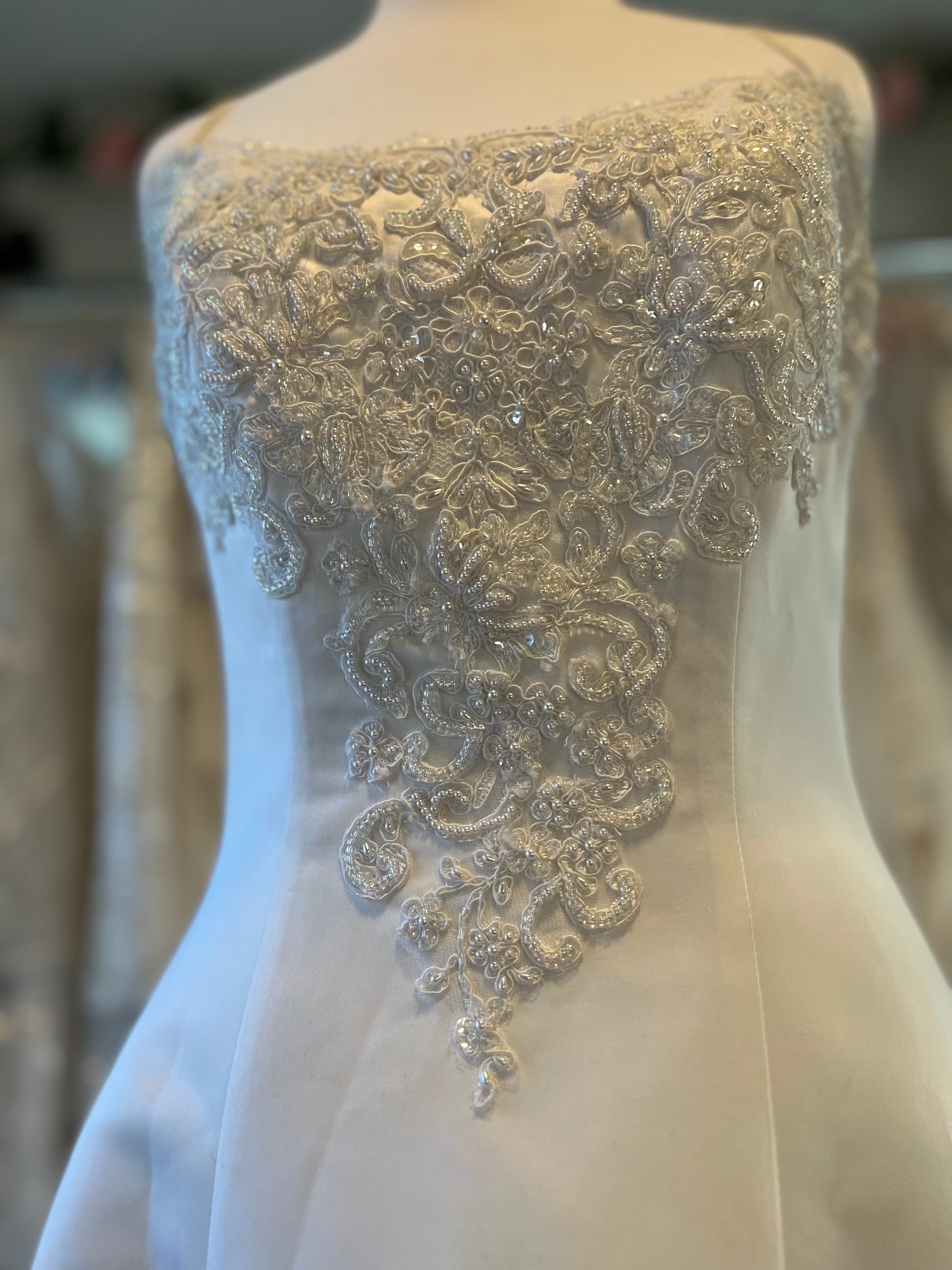 Wedding dress size 6 #52