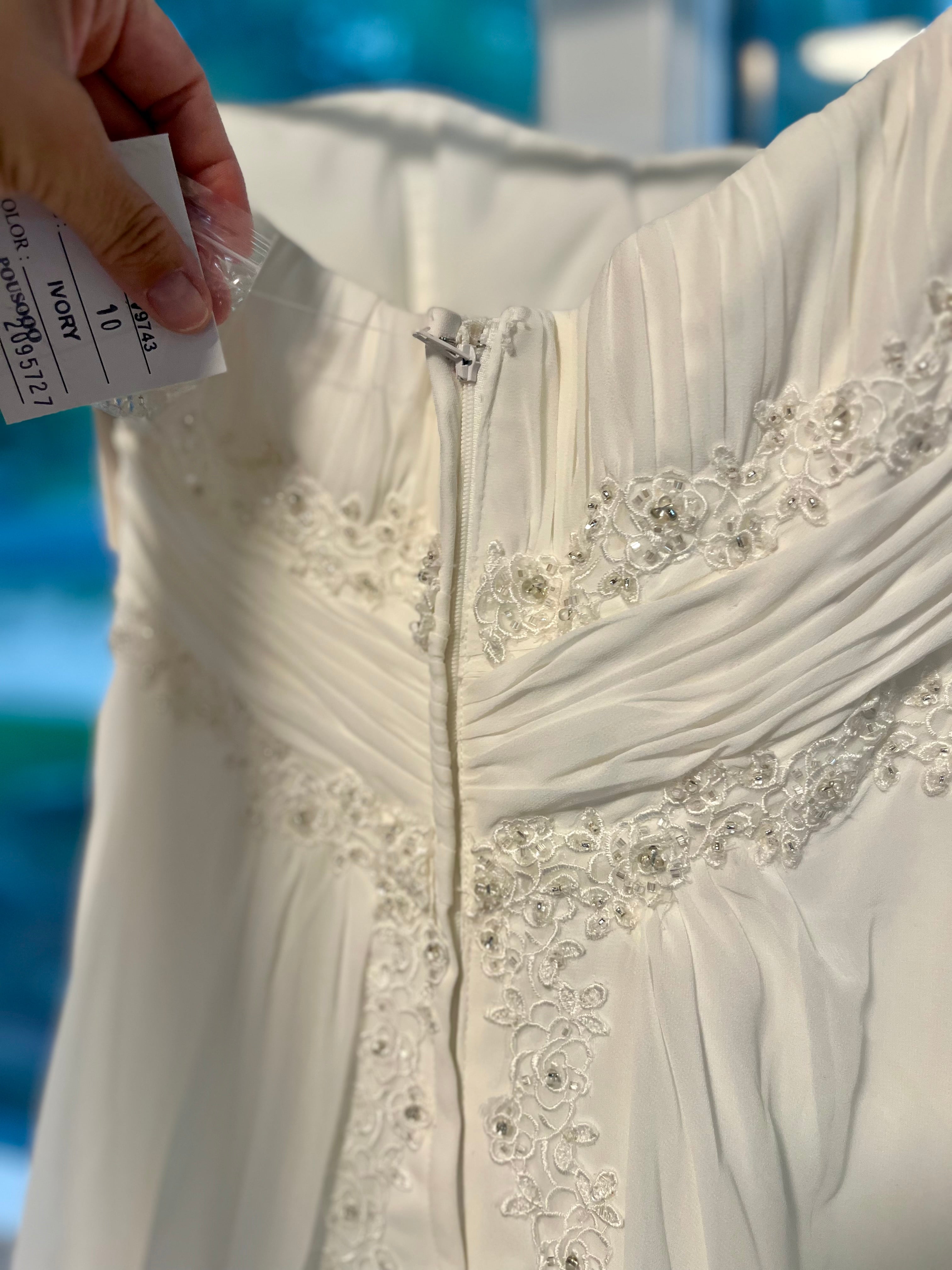 David’s Bridal size 10 NWT #29