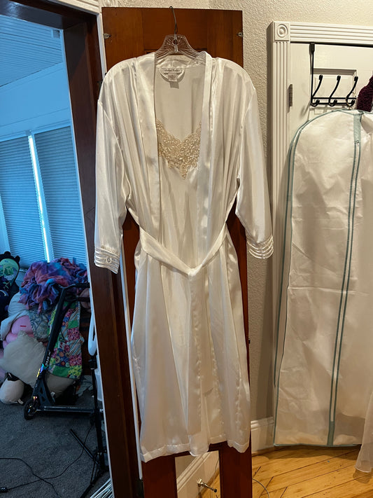 Silk lingerie and robe