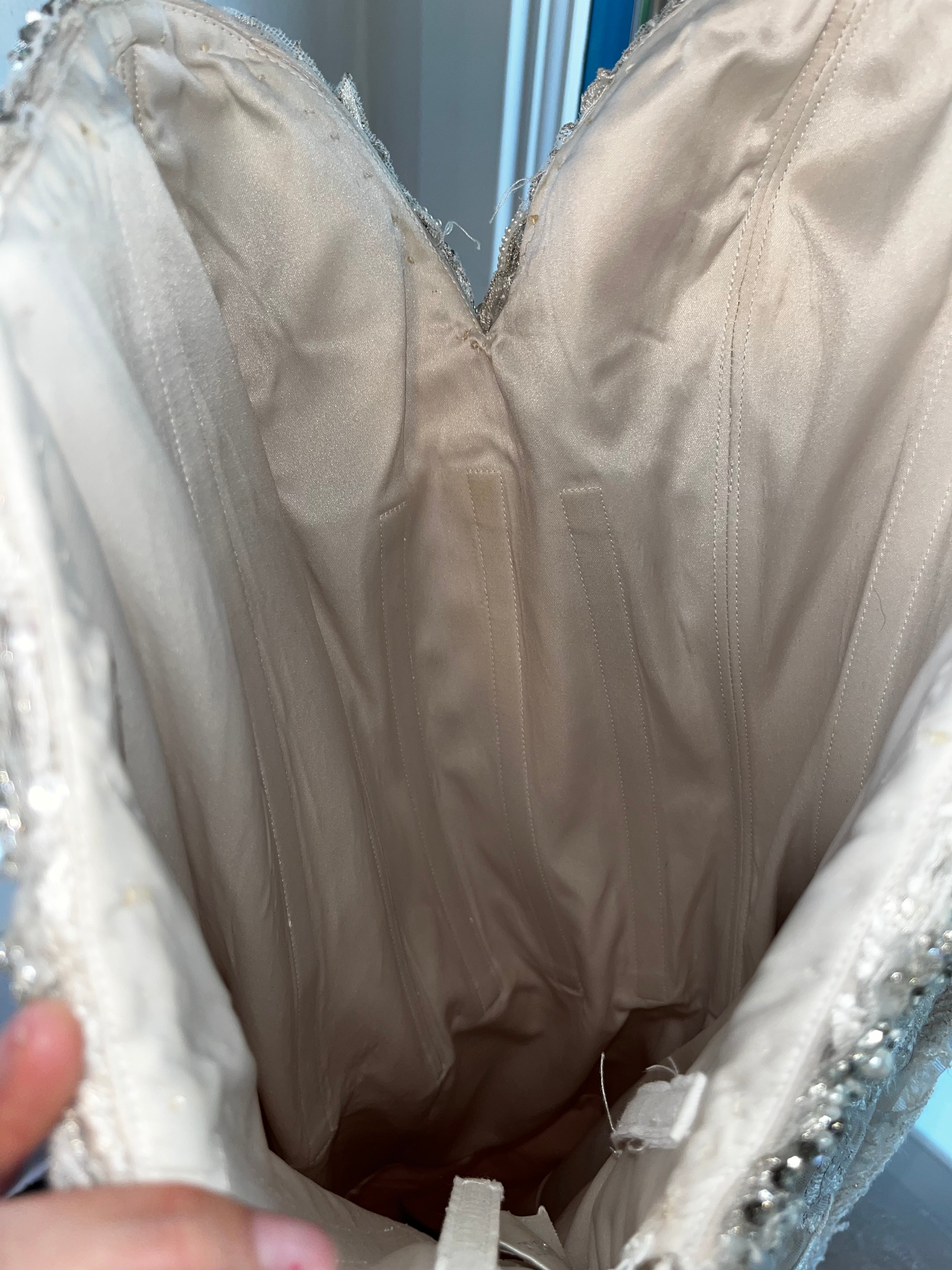 Champagne Lace size 6 #19