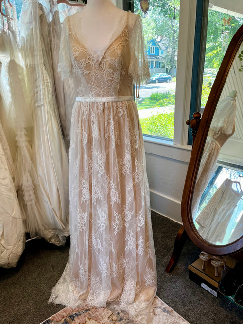 A line lace silhouette #37