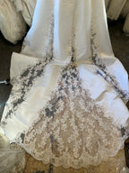 Wedding dress size 6 #52