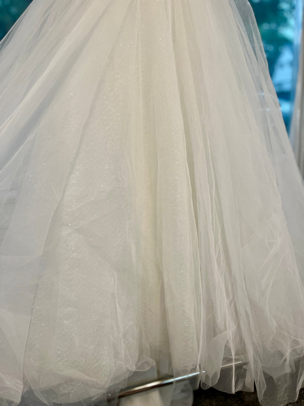 Ball gown wedding dress size 4/6 WD# 31