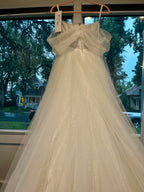 Ball gown wedding dress size 4/6 WD# 31