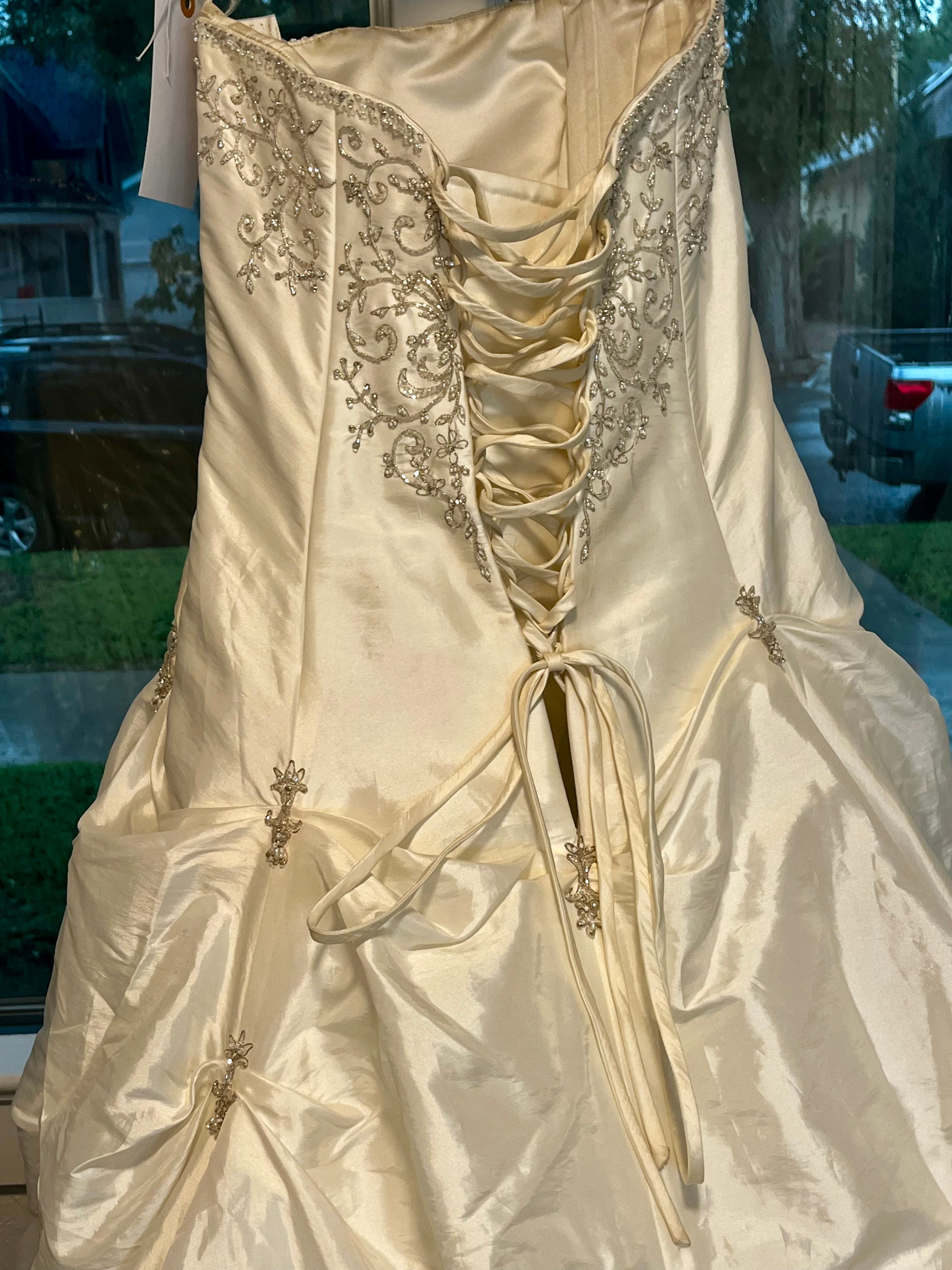 Maggie Sottero Size 10 WD#32