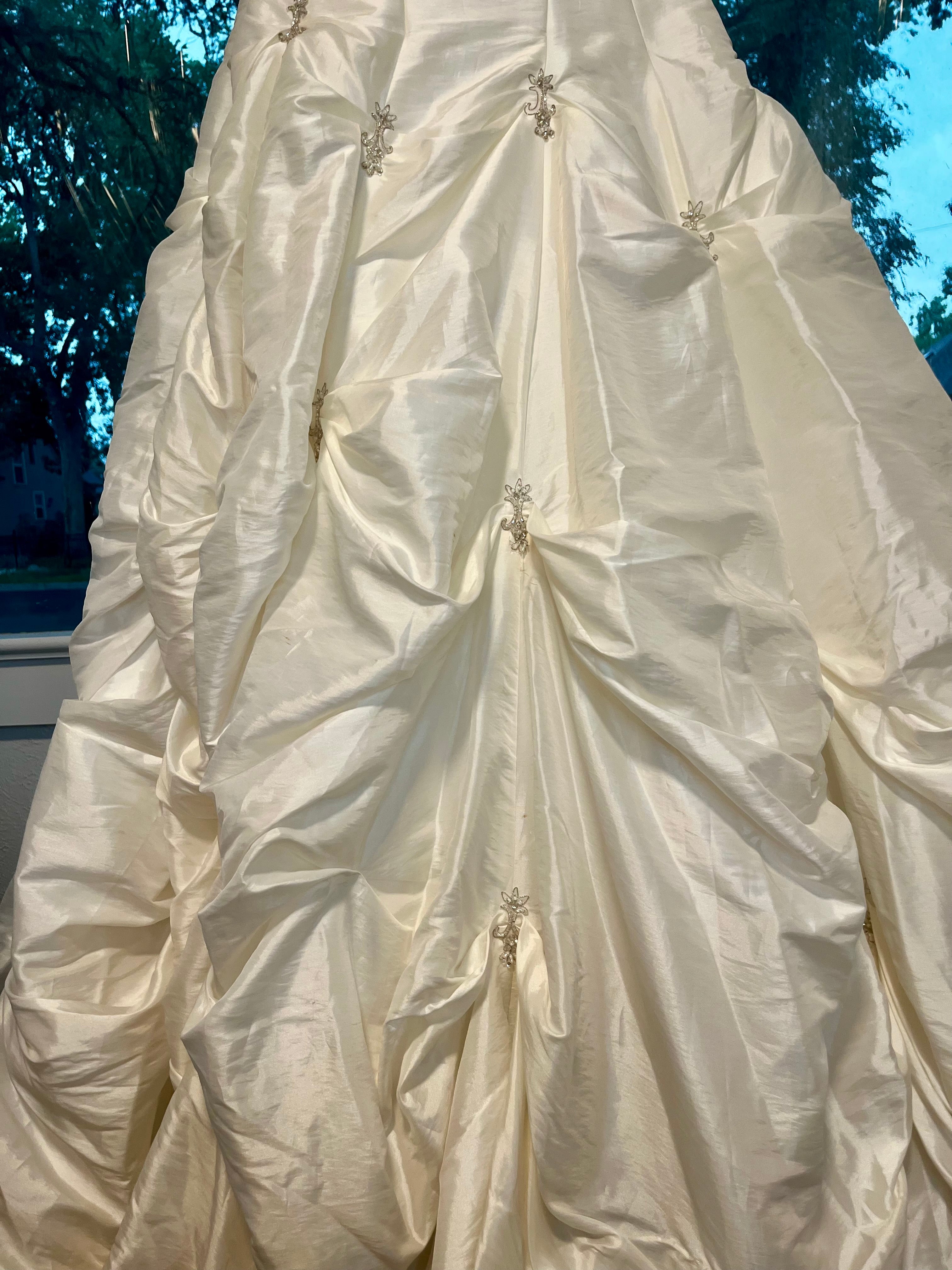 Maggie Sottero Size 10 WD#32