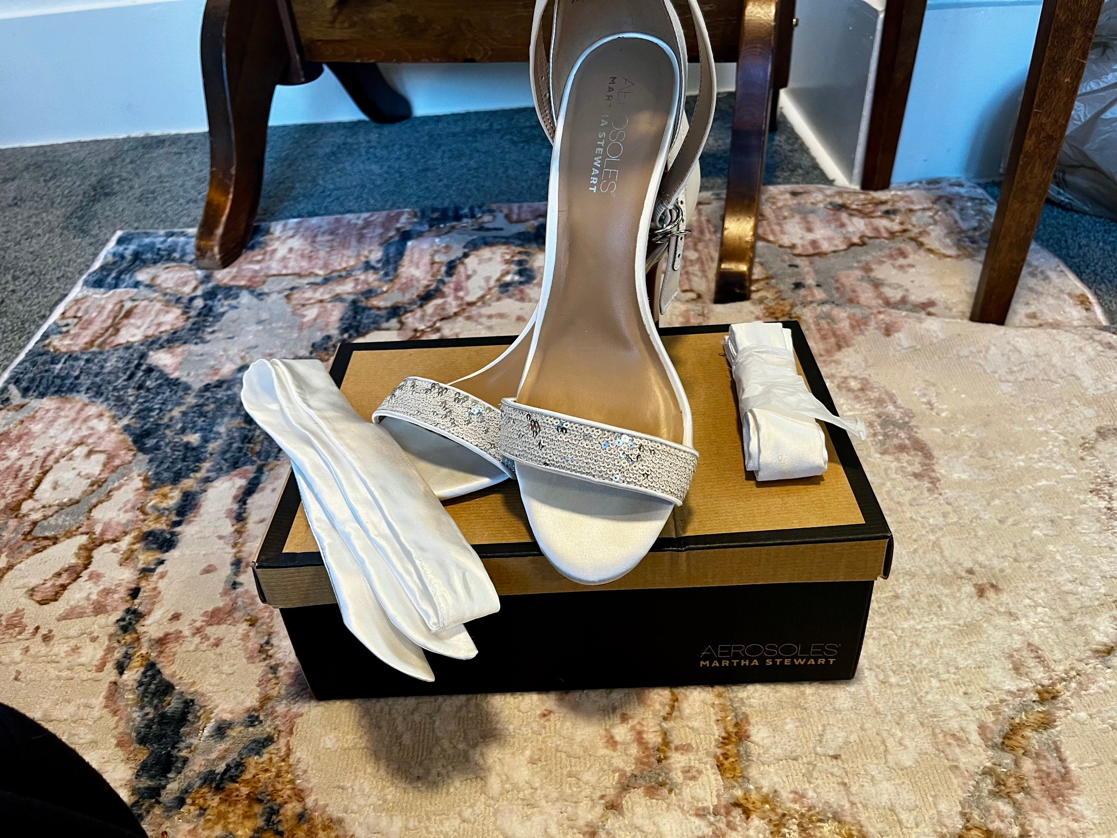 Open toed satin heels size 9.5 NWT AC#5